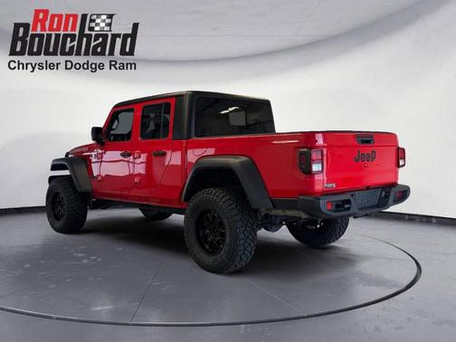 2023 Jeep Gladiator Sport