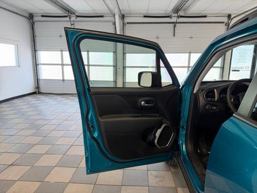 Teal 2022 Jeep Renegade Latitude