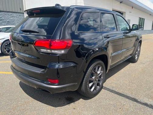 Black 2020 Jeep Grand Cherokee High Altitude