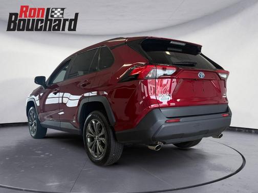 2022 Toyota RAV4 Hybrid XLE Premium