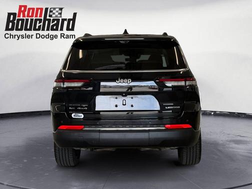 Black 2022 Jeep Grand Cherokee L Limited