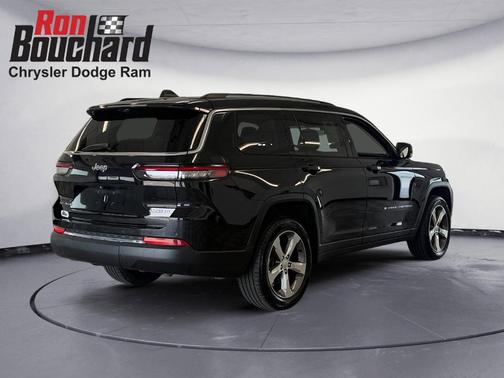 Black 2022 Jeep Grand Cherokee L Limited