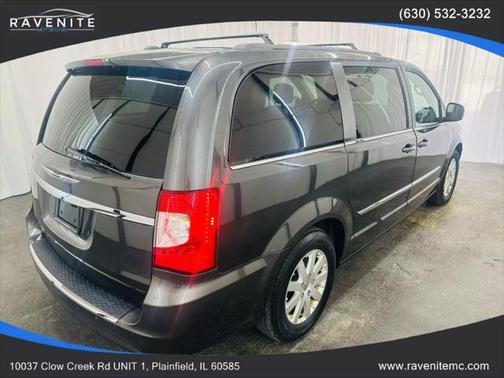 2015 Chrysler Town & Country Touring