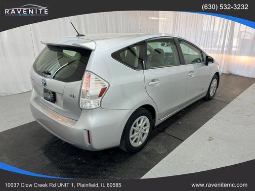 Classic Silver Metallic 2014 Toyota Prius v Three