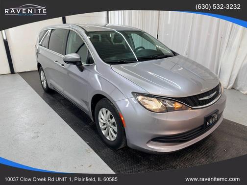 2017 Chrysler Pacifica Touring