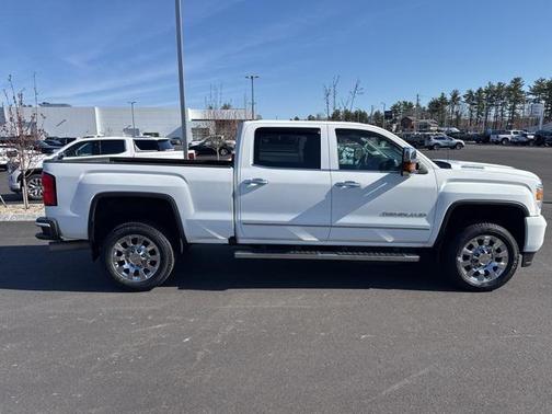 2017 GMC Sierra 2500 Denali