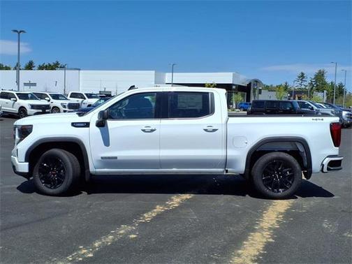 2025 GMC Sierra 1500 Elevation