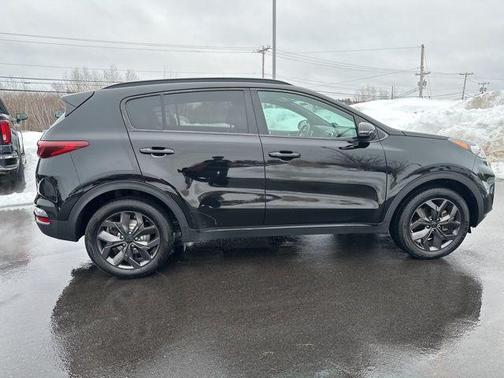 2022 Kia Sportage S