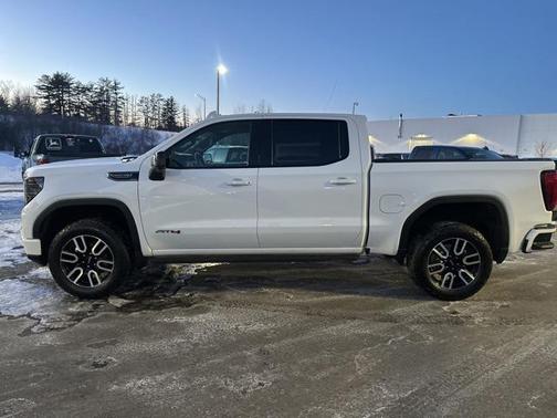2022 GMC Sierra 1500 AT4