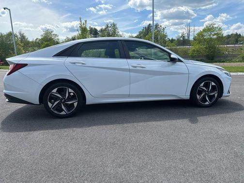 Quartz White 2021 Hyundai ELANTRA SEL