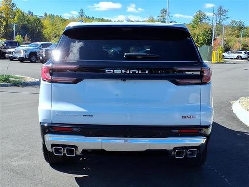 2026 GMC Acadia Denali