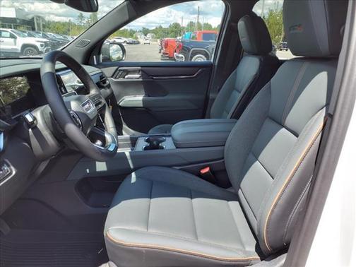 2024 GMC Acadia AWD AT4