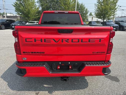 2024 Chevrolet Silverado 1500 Custom