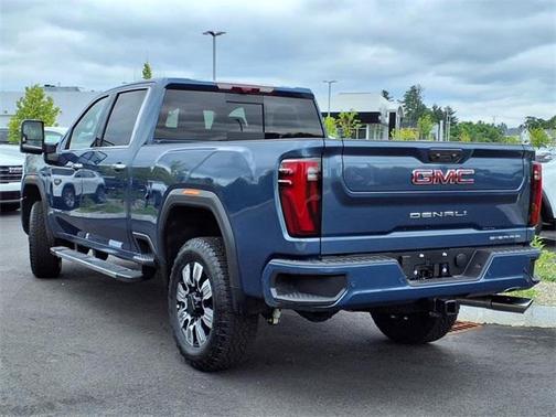 2025 GMC Sierra 3500 Denali