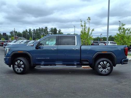 2025 GMC Sierra 3500 Denali