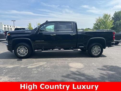 2022 Chevrolet Silverado 2500 High Country