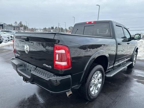 2022 RAM 2500 Laramie Crew Cab 4x4 6'4' Box