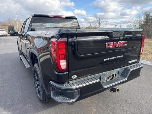 2022 GMC Sierra 1500 Elevation