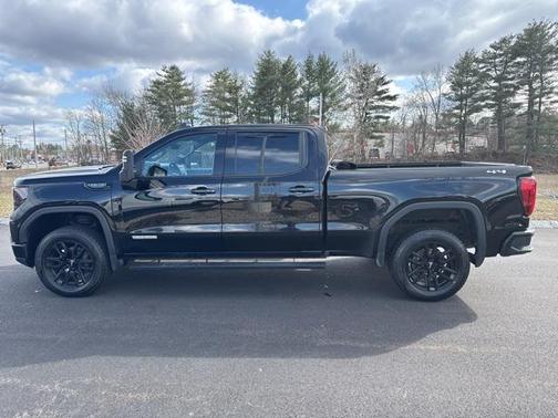 2022 GMC Sierra 1500 Elevation