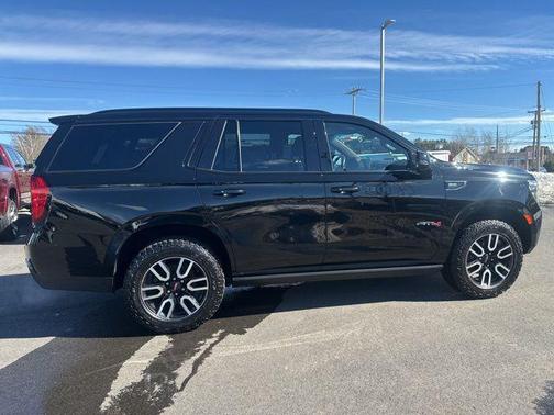 2021 GMC Yukon 4WD AT4