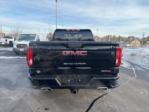 2022 GMC Sierra 1500 AT4