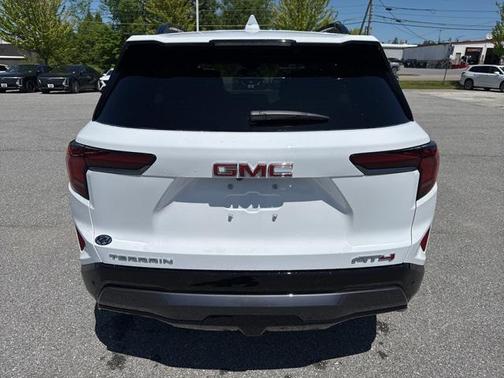 2026 GMC Terrain AWD AT4