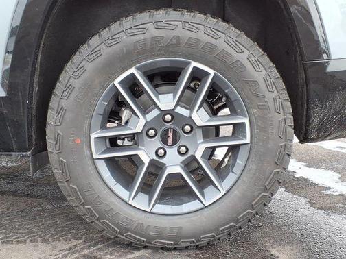 2026 GMC Terrain AWD AT4