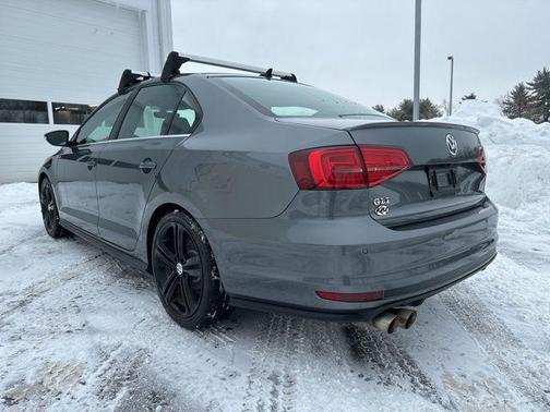 2017 Volkswagen Jetta GLI