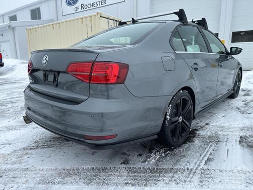 2017 Volkswagen Jetta GLI