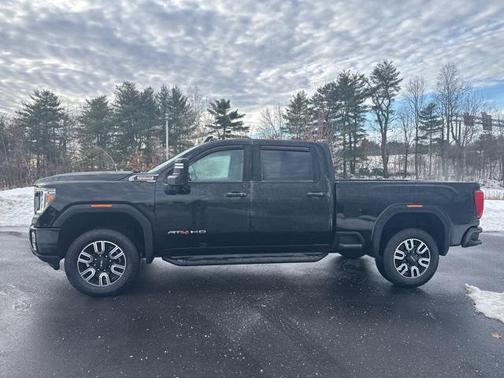 2022 GMC Sierra 2500 AT4