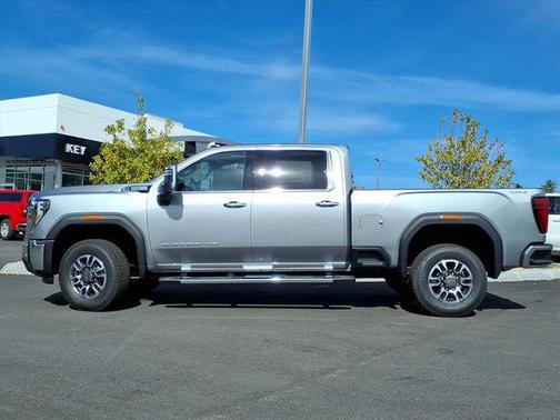 2026 GMC Sierra 2500 SLT