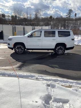 2023 Jeep Grand Wagoneer Series III 4x4