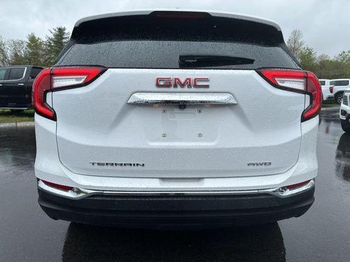Summit White 2023 GMC Terrain SLT