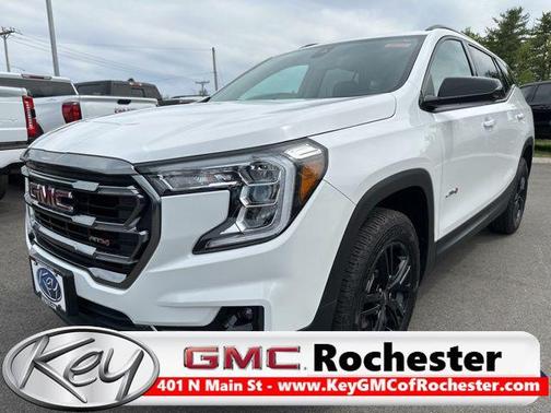 Summit White 2024 GMC Terrain AWD AT4