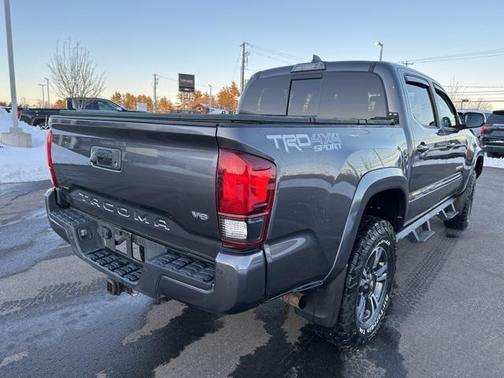 2018 Toyota Tacoma TRD Sport