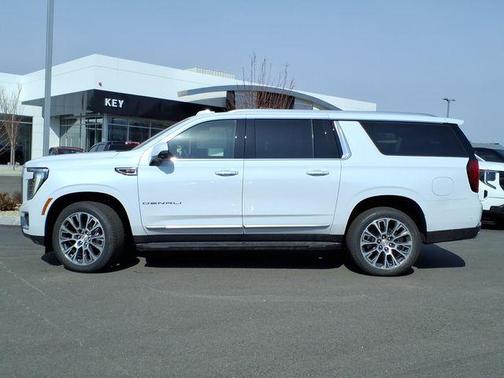 Glacier White Tricoat 2026 GMC Yukon XL Denali