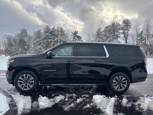 2021 Chevrolet Suburban LT