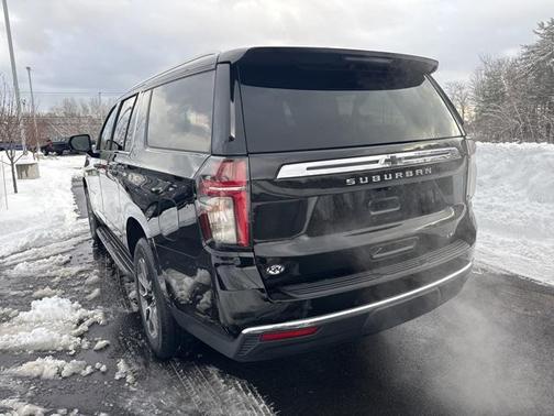 2021 Chevrolet Suburban LT