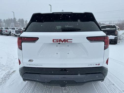 2026 GMC Terrain AWD AT4