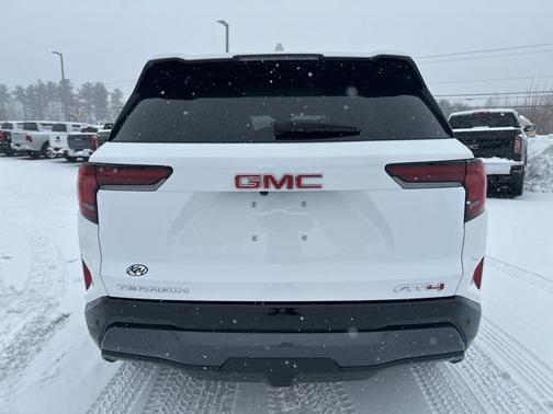 2026 GMC Terrain AWD AT4