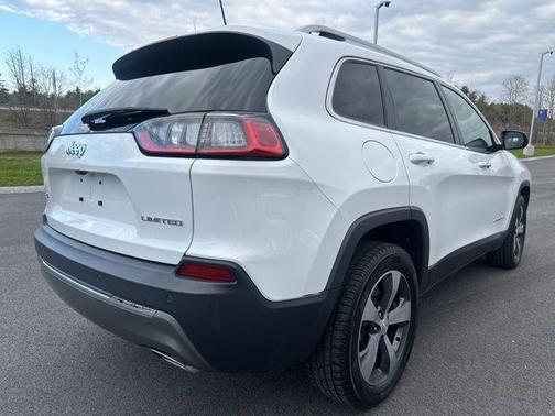 Bright White Clearcoat 2019 Jeep Cherokee Limited