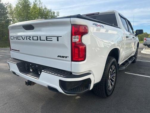 Summit White 2021 Chevrolet Silverado 1500 RST