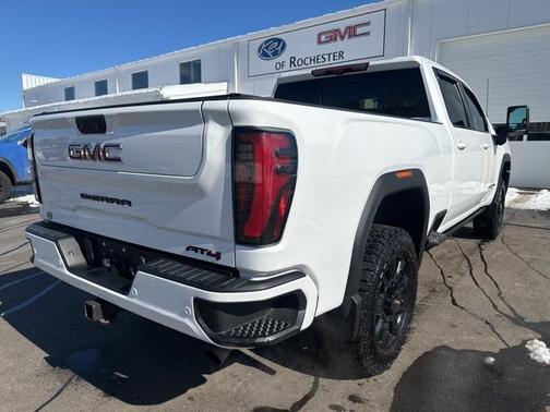 2024 GMC Sierra 2500 AT4