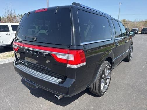 2017 Lincoln Navigator L Reserve