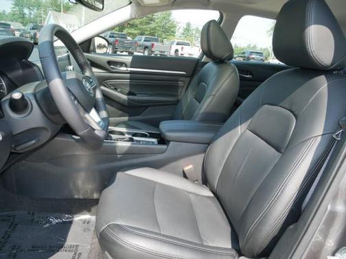 2020 Nissan Altima 2.5 SV