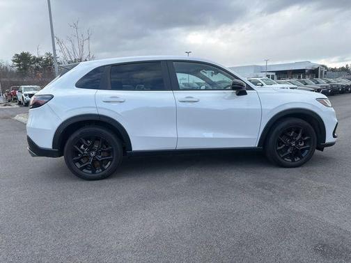White 2025 Honda HR-V AWD Sport