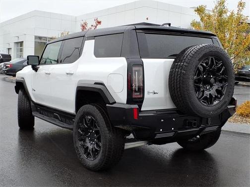 2026 GMC HUMMER EV SUV 2X