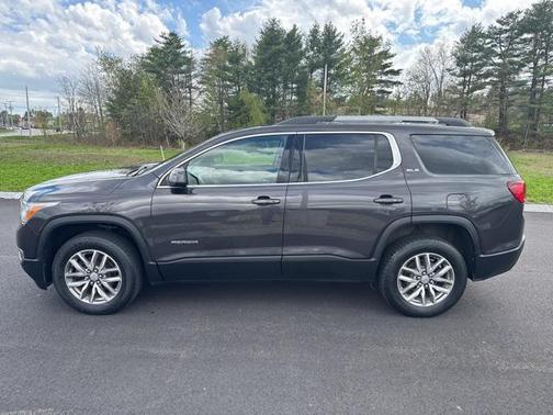 2018 GMC Acadia SLE-2