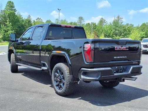 2025 GMC Sierra 2500 AT4