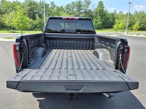 2025 GMC Sierra 2500 AT4
